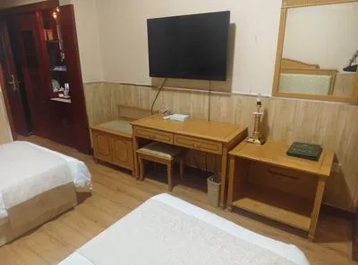 guest photo