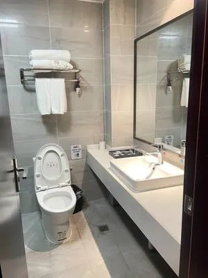 guest photo