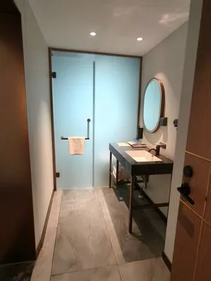 guest photo