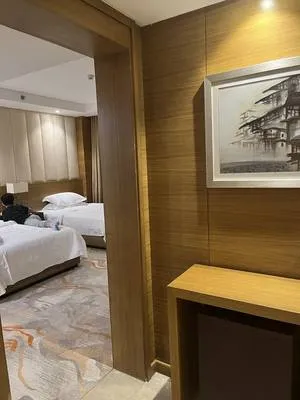 guest photo