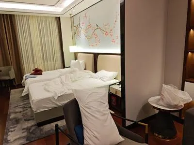 guest photo