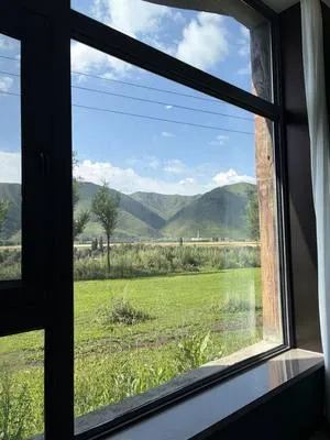 guest photo