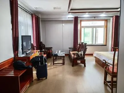 guest photo