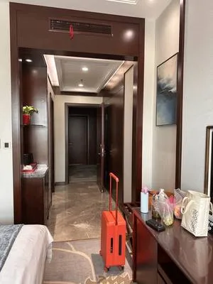guest photo