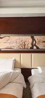 guest photo