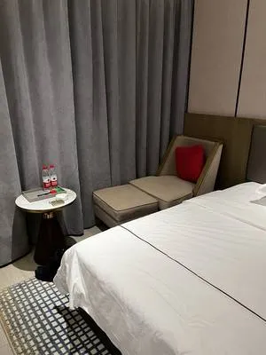 guest photo