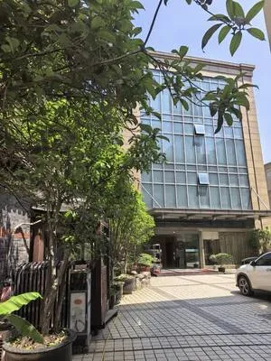 guest photo