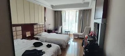 guest photo