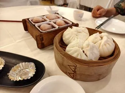 guest photo