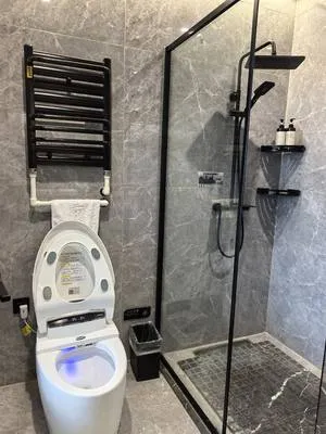 guest photo