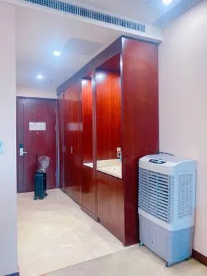 guest photo