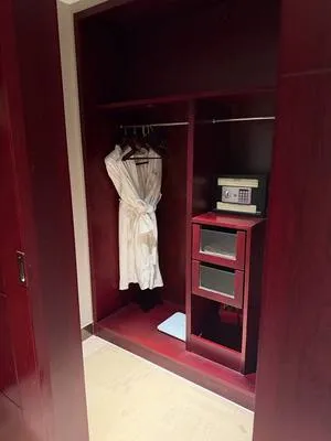 guest photo