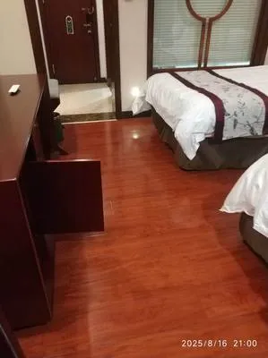 guest photo