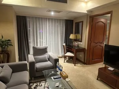 guest photo