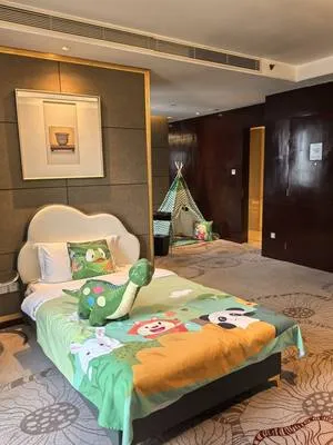 guest photo