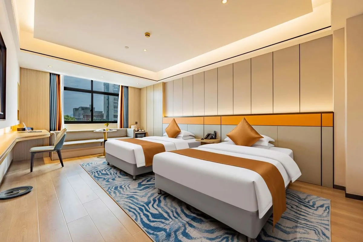 Cixi Guanhai Weihua Yuan Grand Hotel
