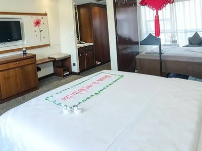guest photo