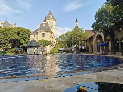 guest photo
