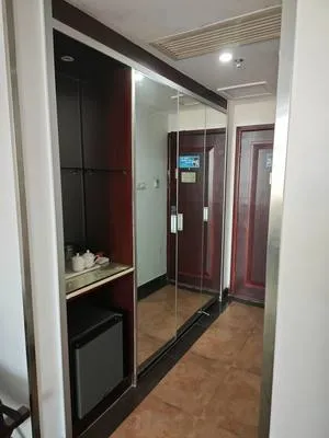 guest photo