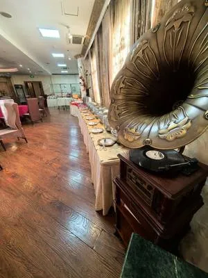 guest photo