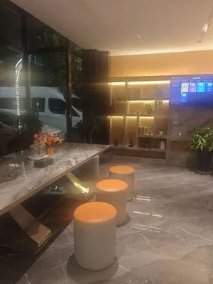 guest photo