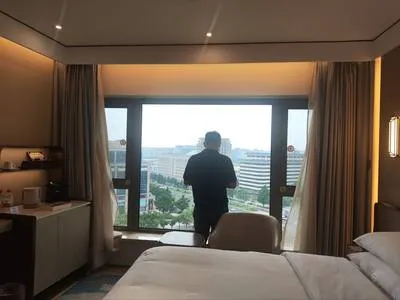 guest photo