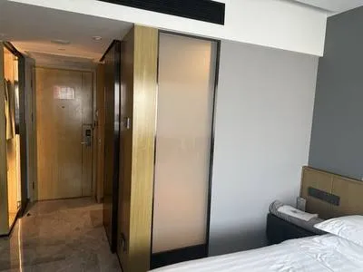 guest photo