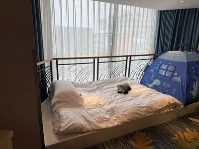guest photo
