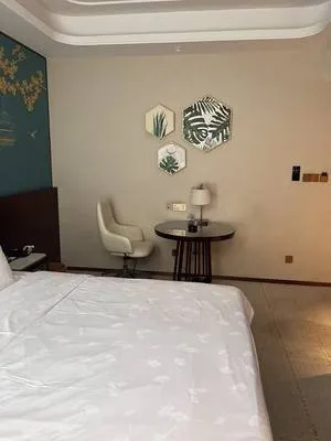 guest photo