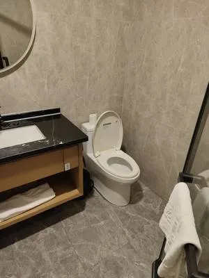 guest photo