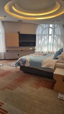 guest photo