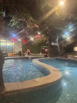 guest photo