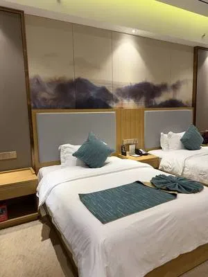 guest photo
