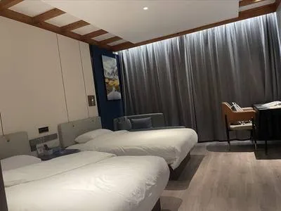 guest photo