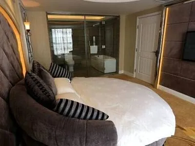 guest photo