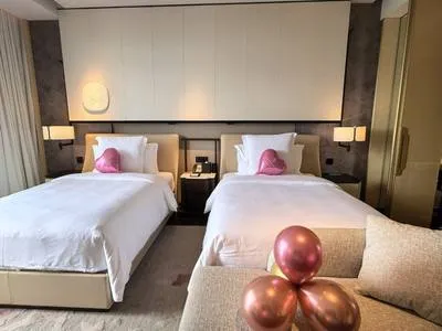 guest photo