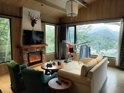 guest photo