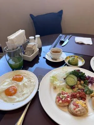 guest photo