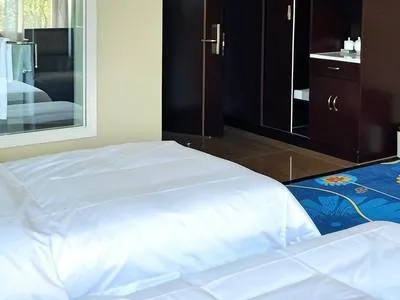 guest photo