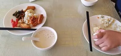 guest photo
