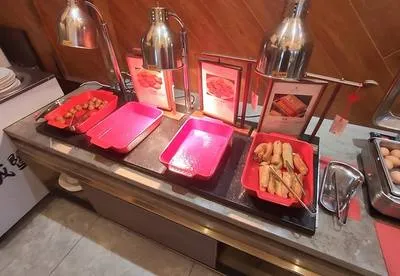 guest photo