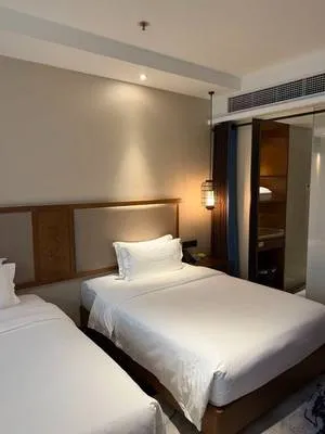 guest photo