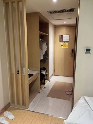 guest photo