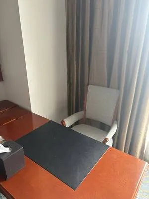 guest photo
