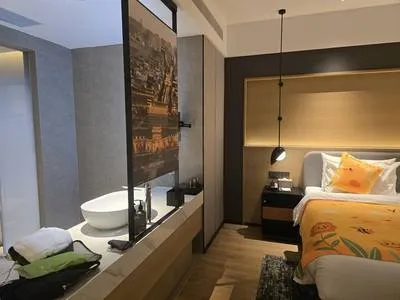 guest photo