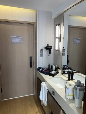 guest photo
