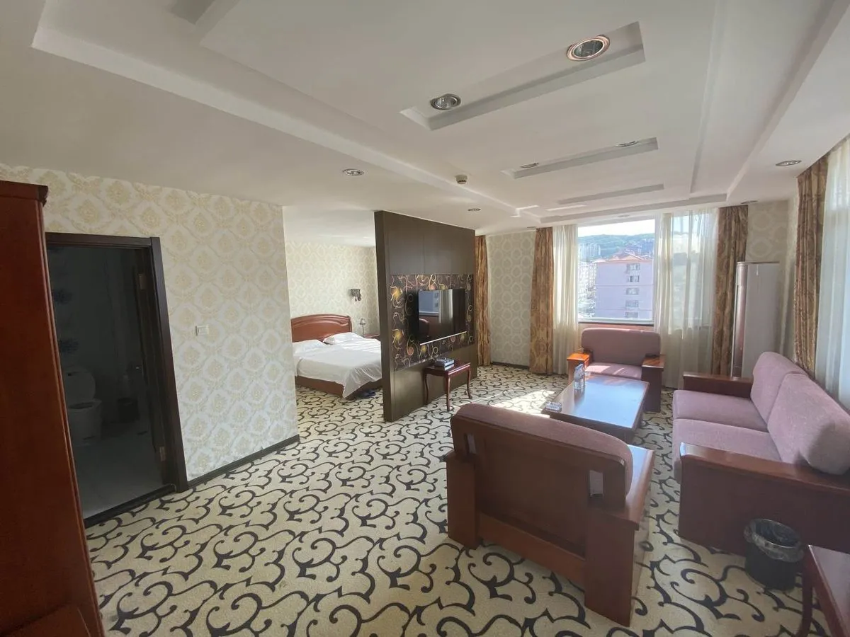 Weihai Yulong Wan Grand Hotel