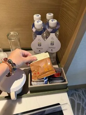 guest photo