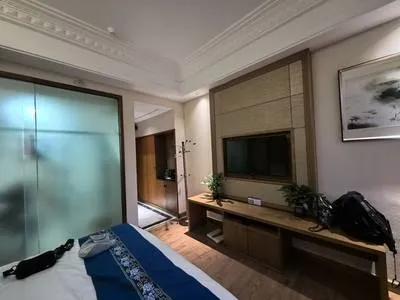 guest photo