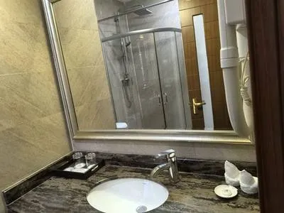 guest photo